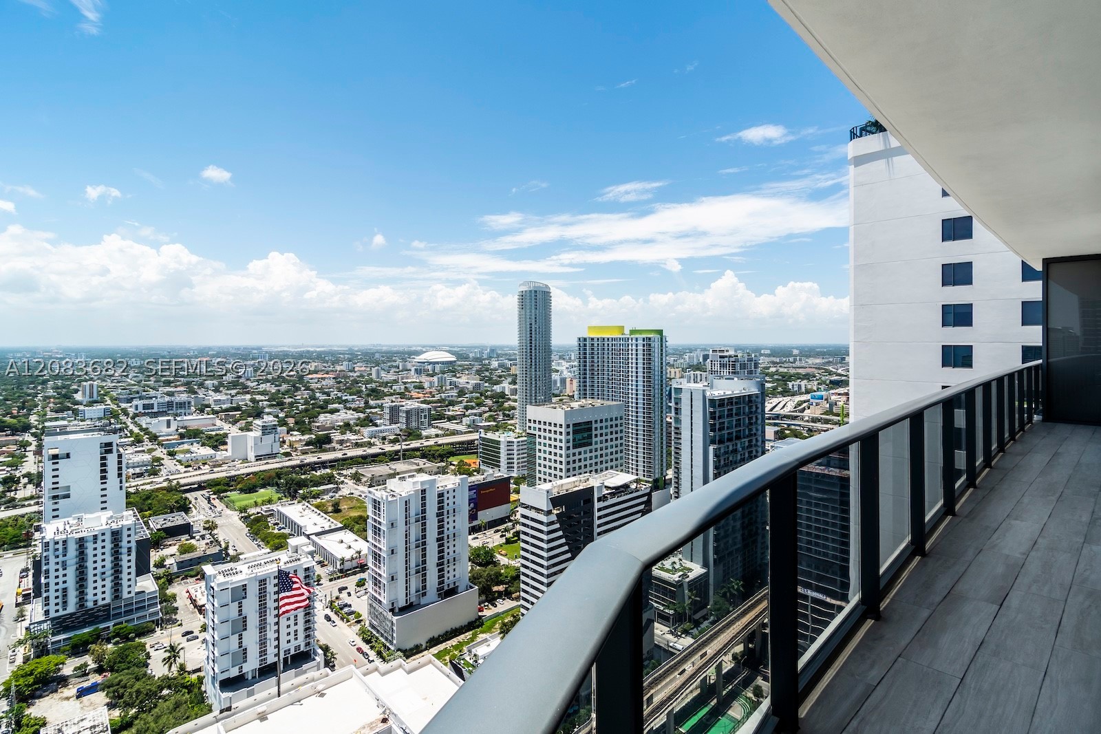 55 SW 9th St #4206, Miami FL 33130