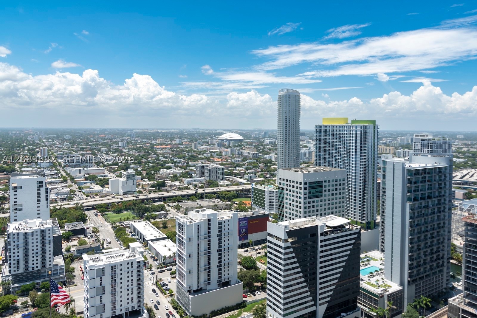55 SW 9th St #4206, Miami FL 33130