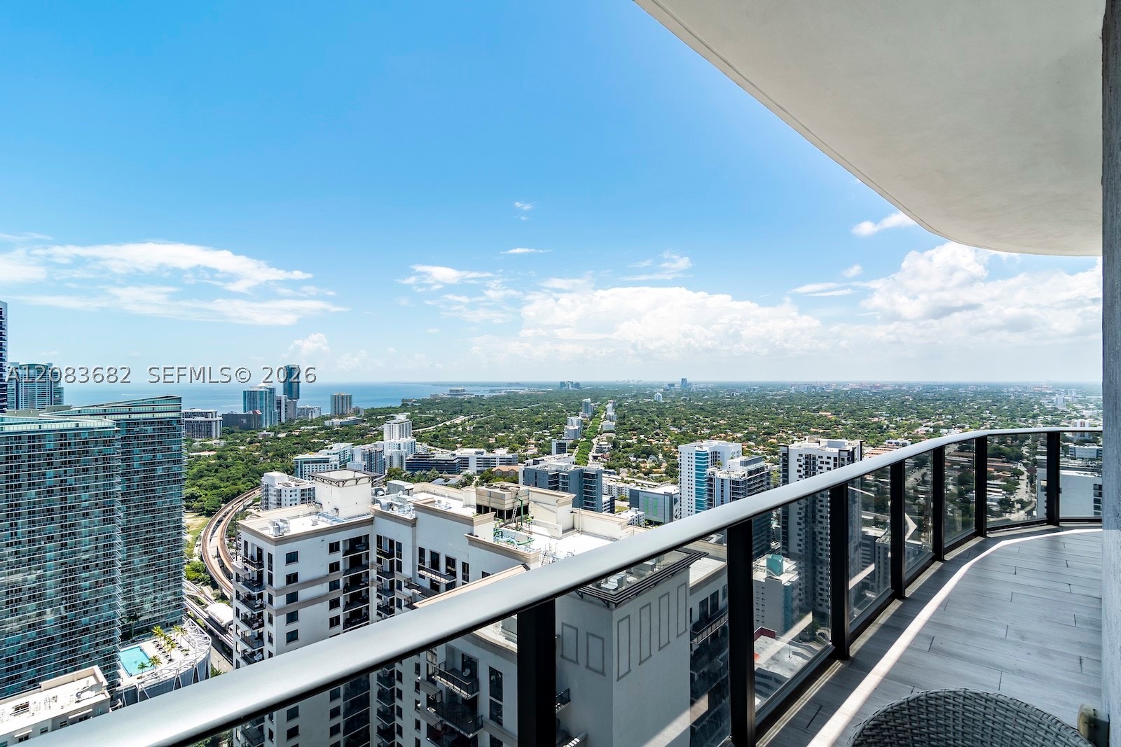 55 SW 9th St #4206, Miami FL 33130