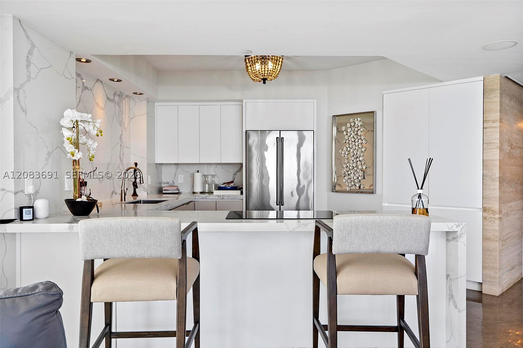 10 Venetian Way #804, Miami Beach FL 33139