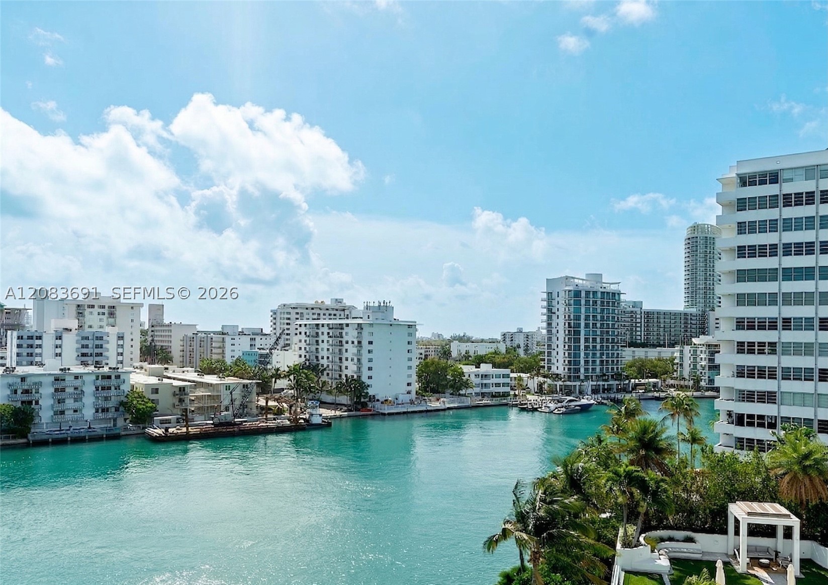 10 Venetian Way #804, Miami Beach FL 33139
