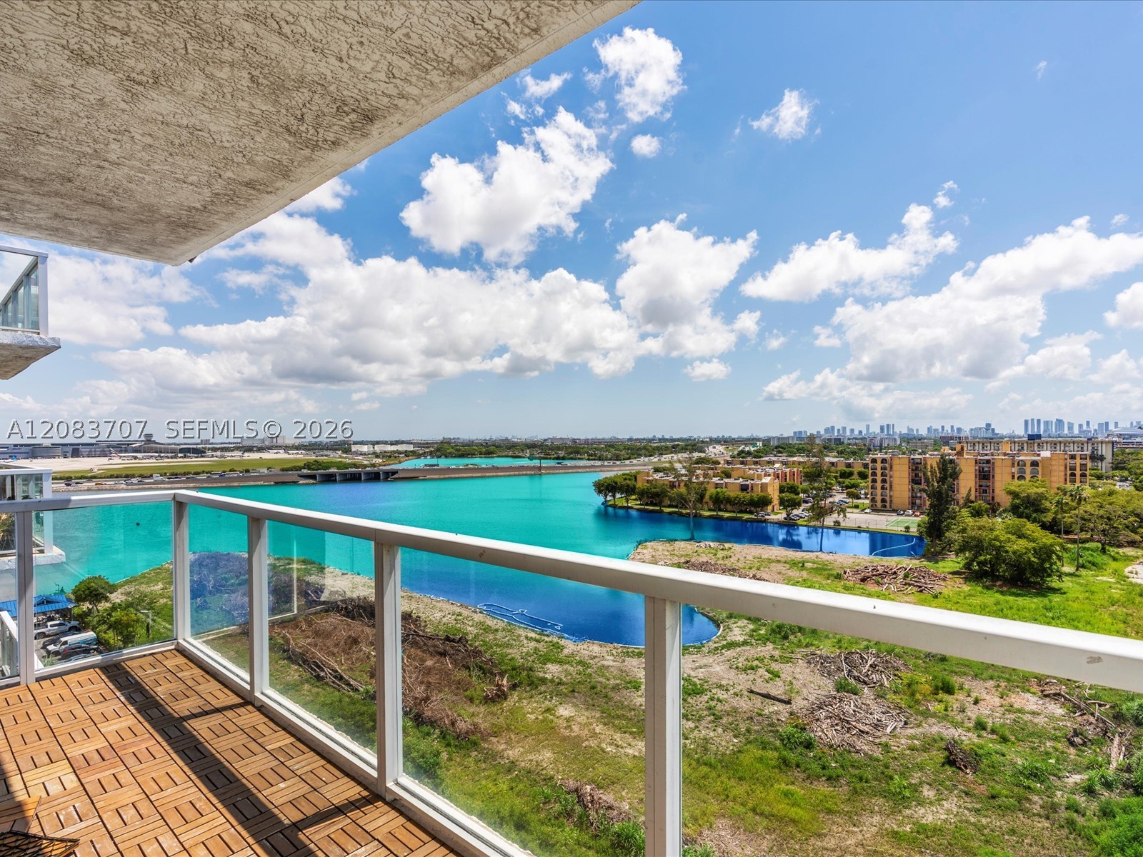 5077 NW 7th St #1117, Miami FL 33126