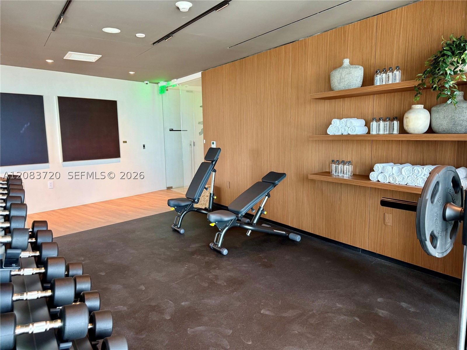 1400 Biscayne Blvd #1602, Miami FL 33132