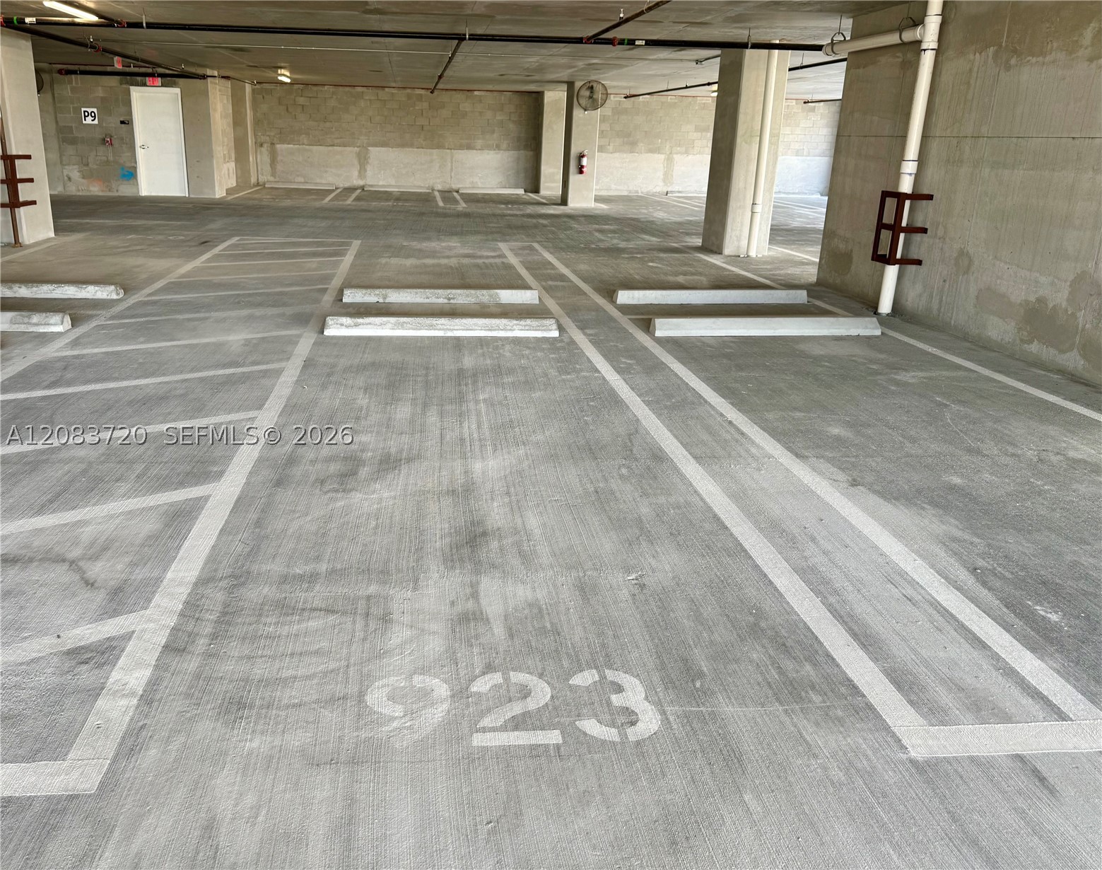 1400 Biscayne Blvd #1602, Miami FL 33132