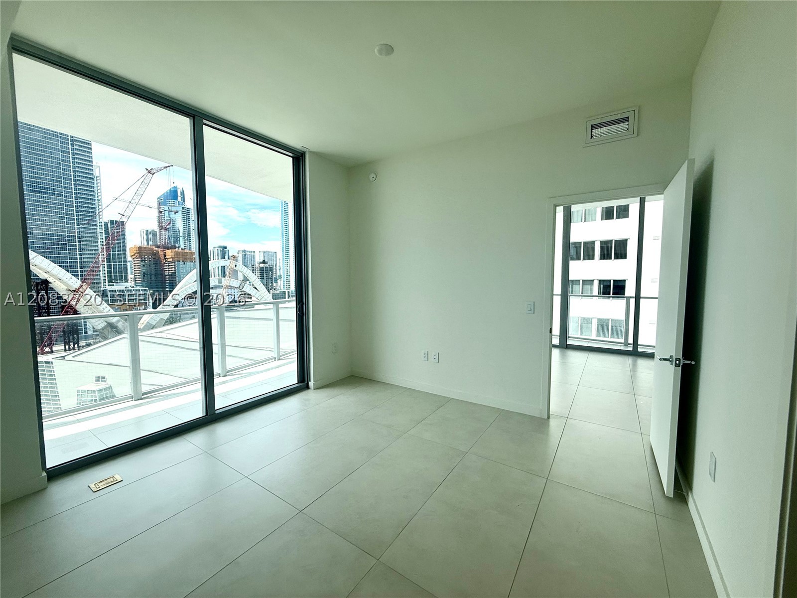 1400 Biscayne Blvd #1602, Miami FL 33132