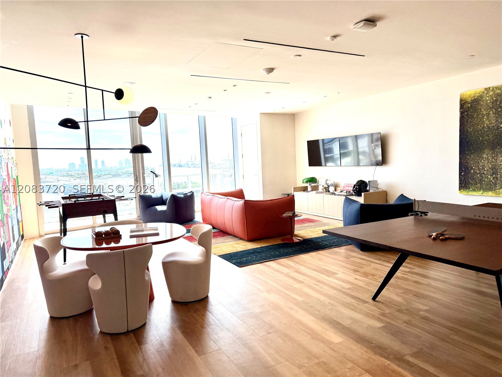 1400 Biscayne Blvd #1602, Miami FL 33132
