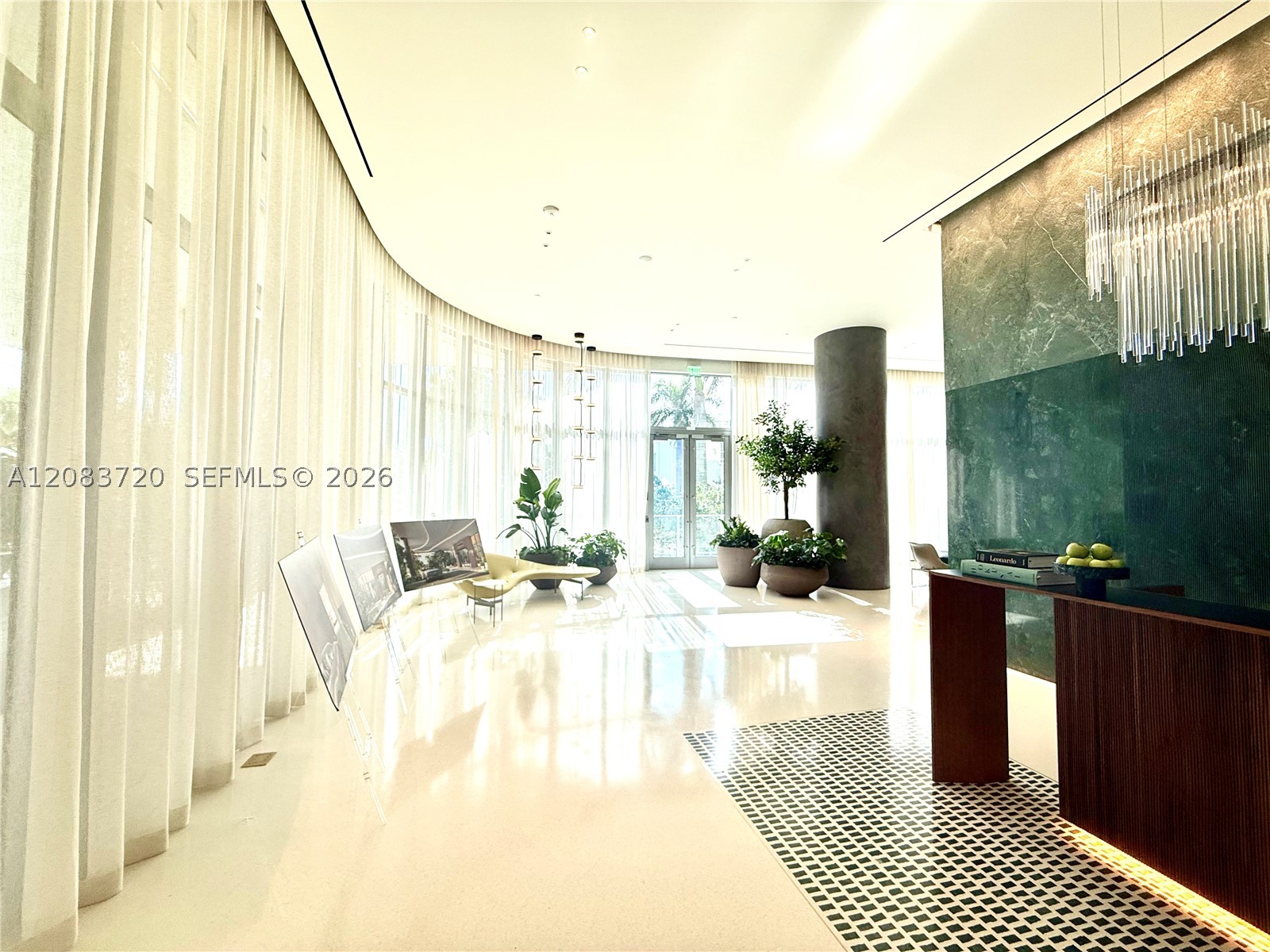 1400 Biscayne Blvd #1602, Miami FL 33132