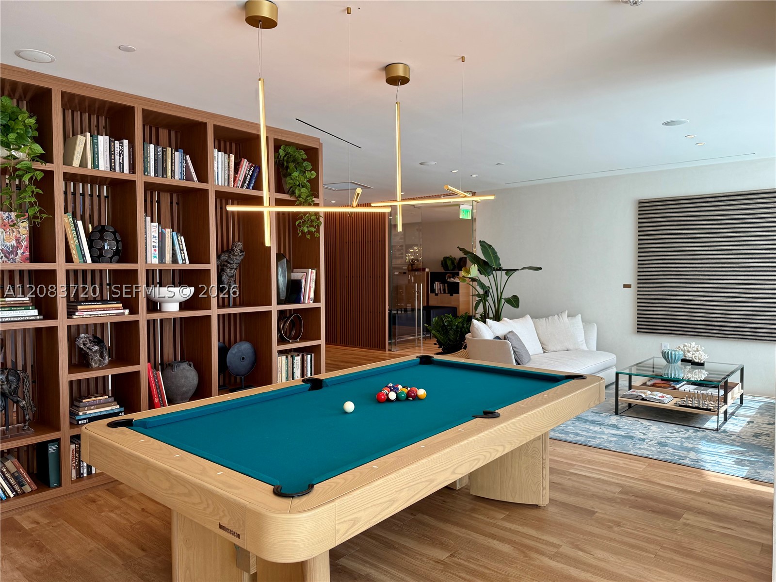 1400 Biscayne Blvd #1602, Miami FL 33132
