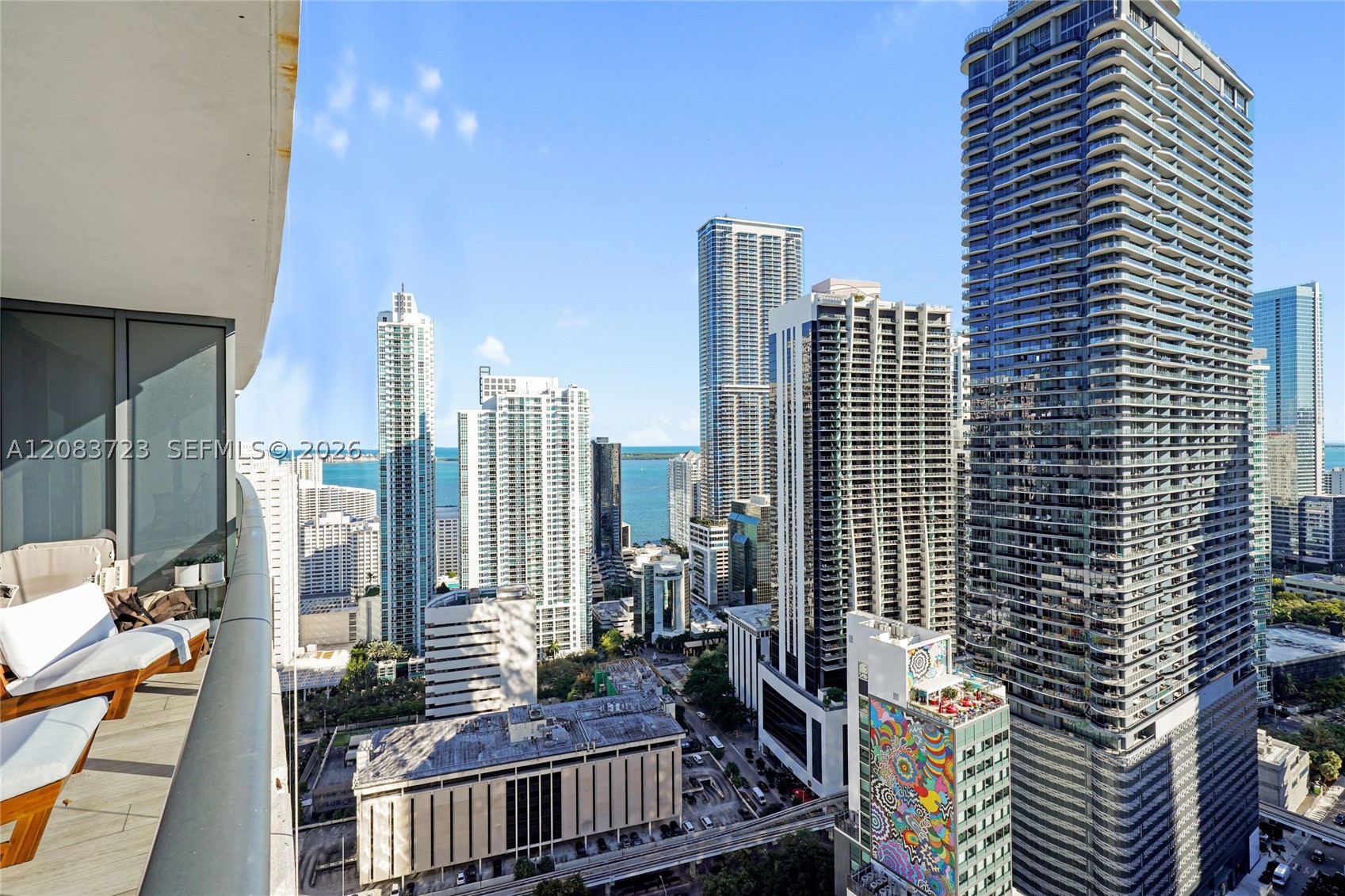 45 SW 9th St #3405, Miami FL 33130