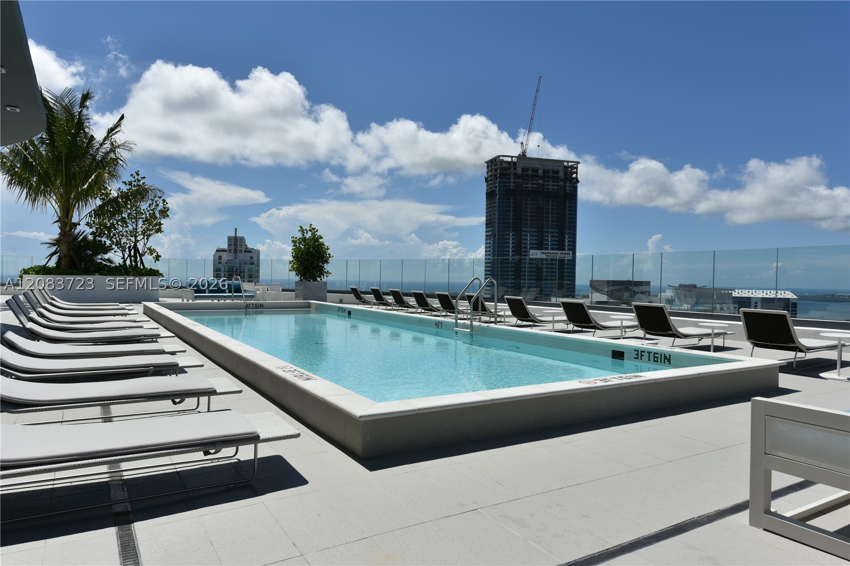 45 SW 9th St #3405, Miami FL 33130