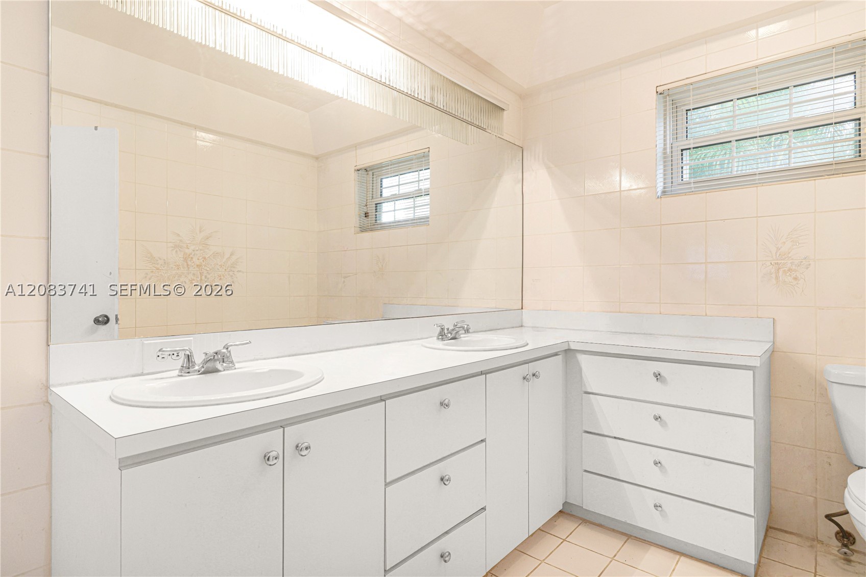 633 NE 119th St, Biscayne Park FL 33161