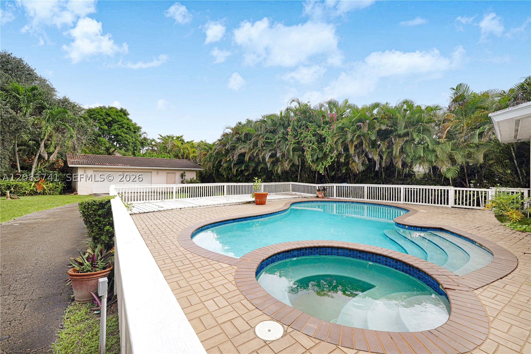 633 NE 119th St, Biscayne Park FL 33161