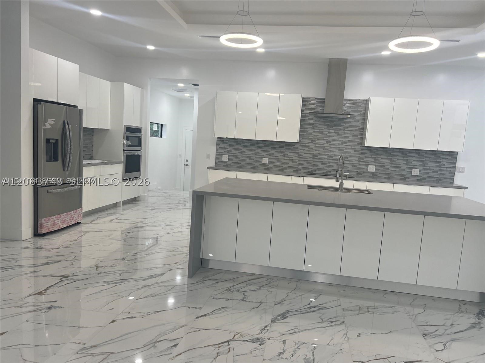 5455 SW 60th Ct, Miami FL 33155