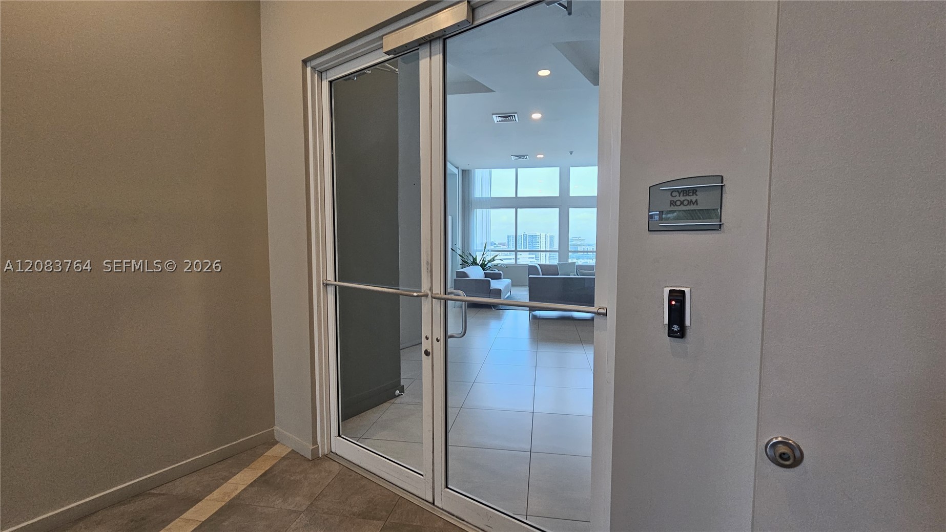 1900 N Bayshore Dr #1617, Miami FL 33132
