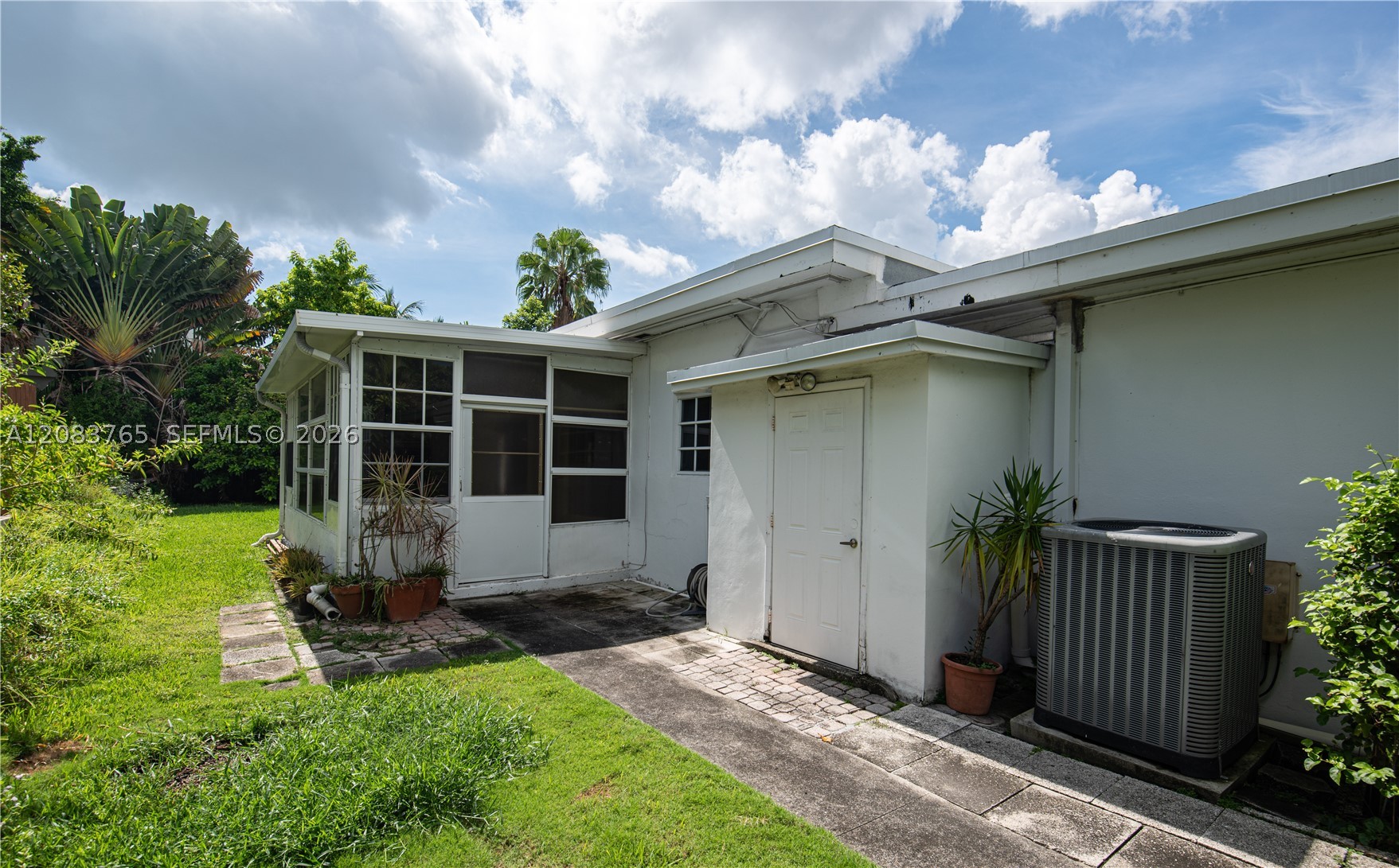 85 S Hibiscus Dr, Miami Beach FL 33139
