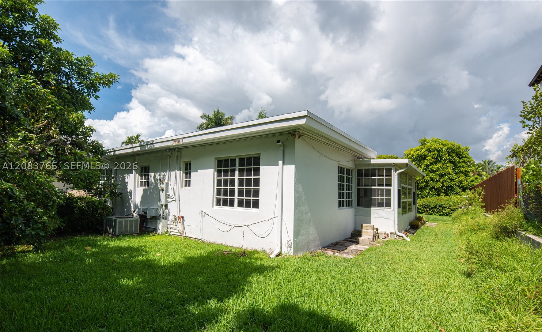 85 S Hibiscus Dr, Miami Beach FL 33139