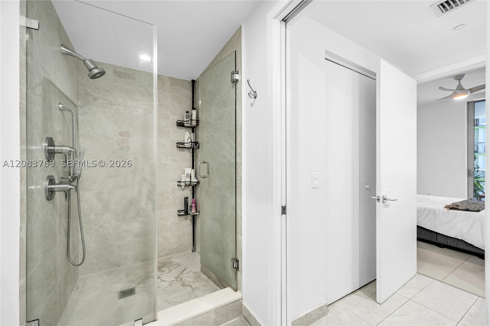 488 NE 18th St #2902, Miami FL 33132