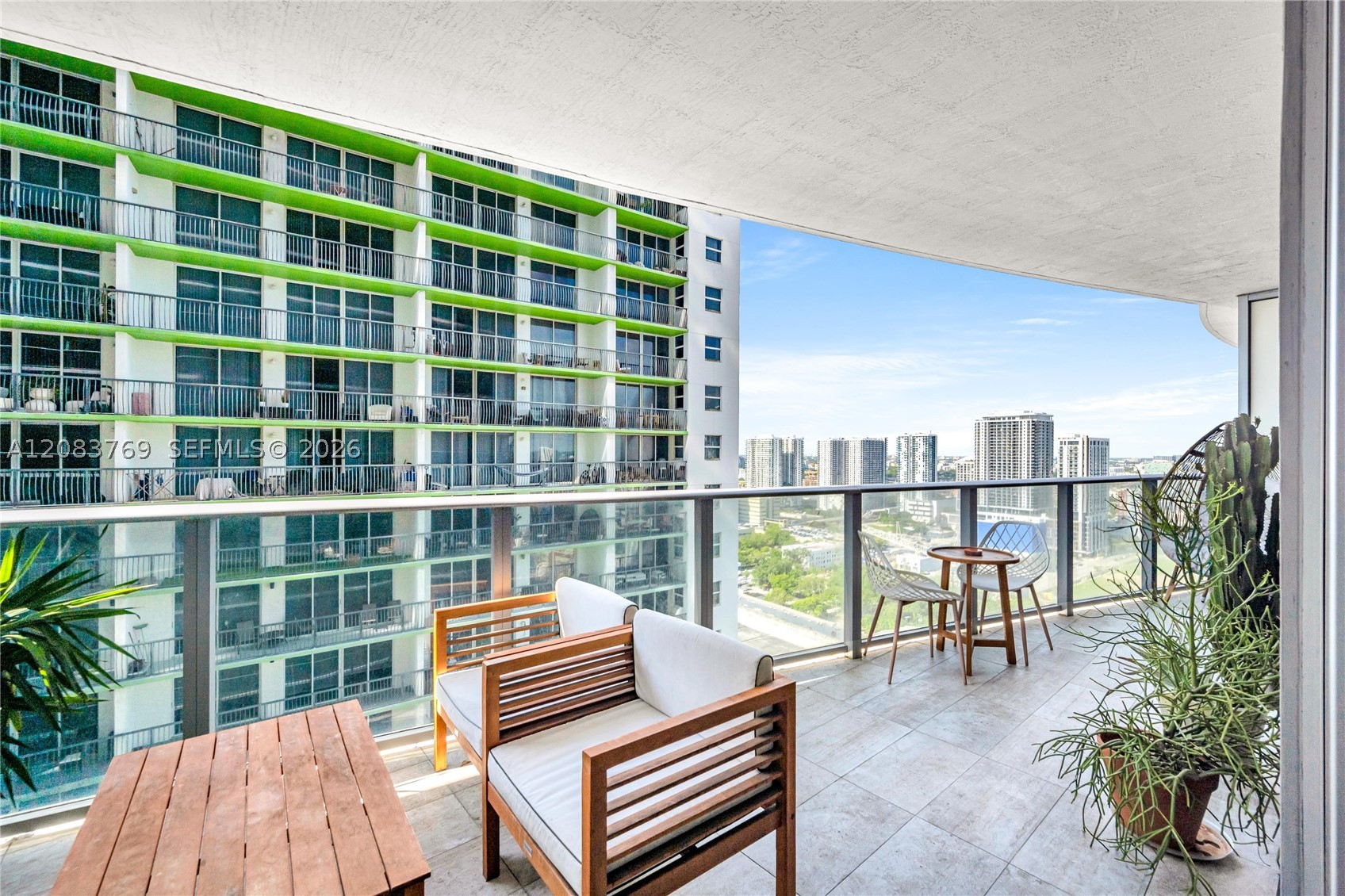 488 NE 18th St #2902, Miami FL 33132
