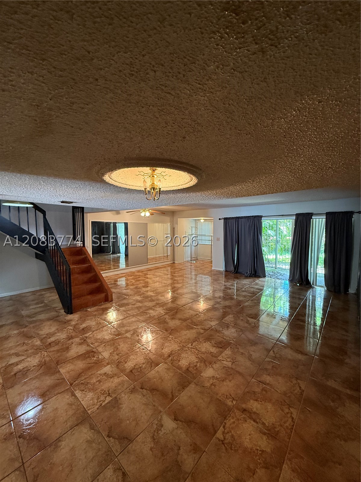 Lauderhill FL 33313 - A12083774