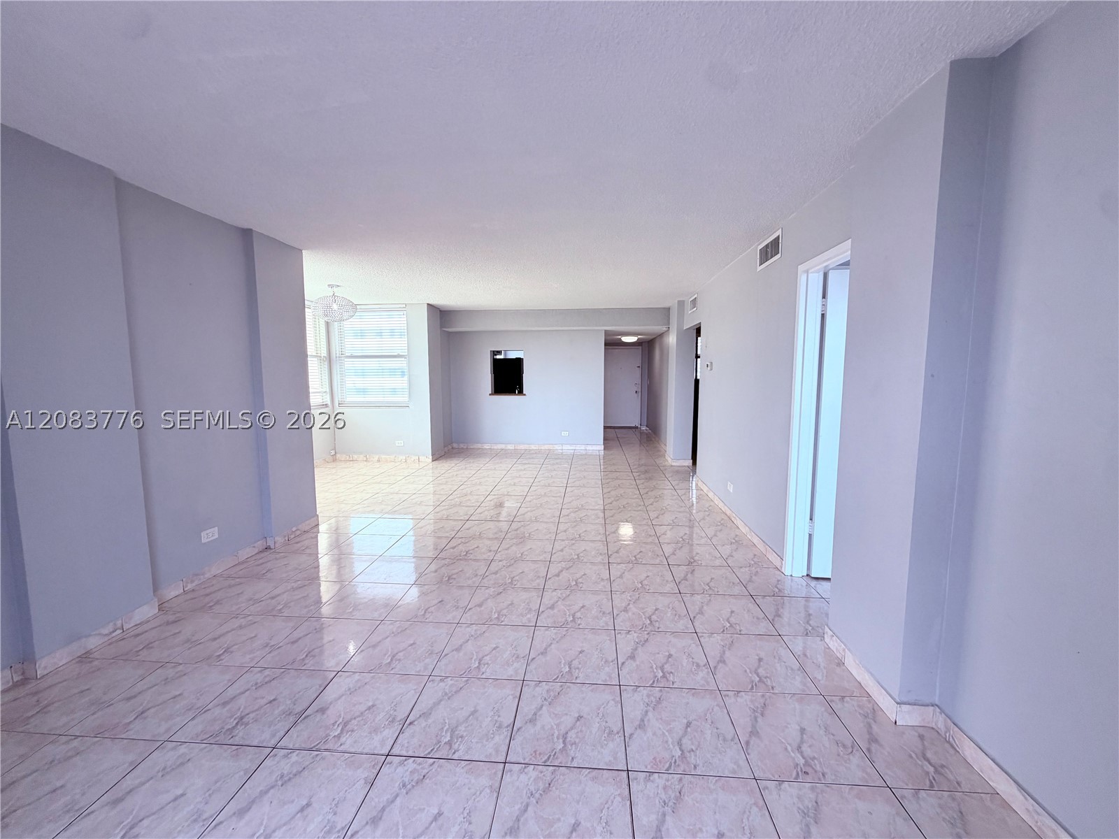 3660 NE 166th St #615, North Miami Beach FL 33160