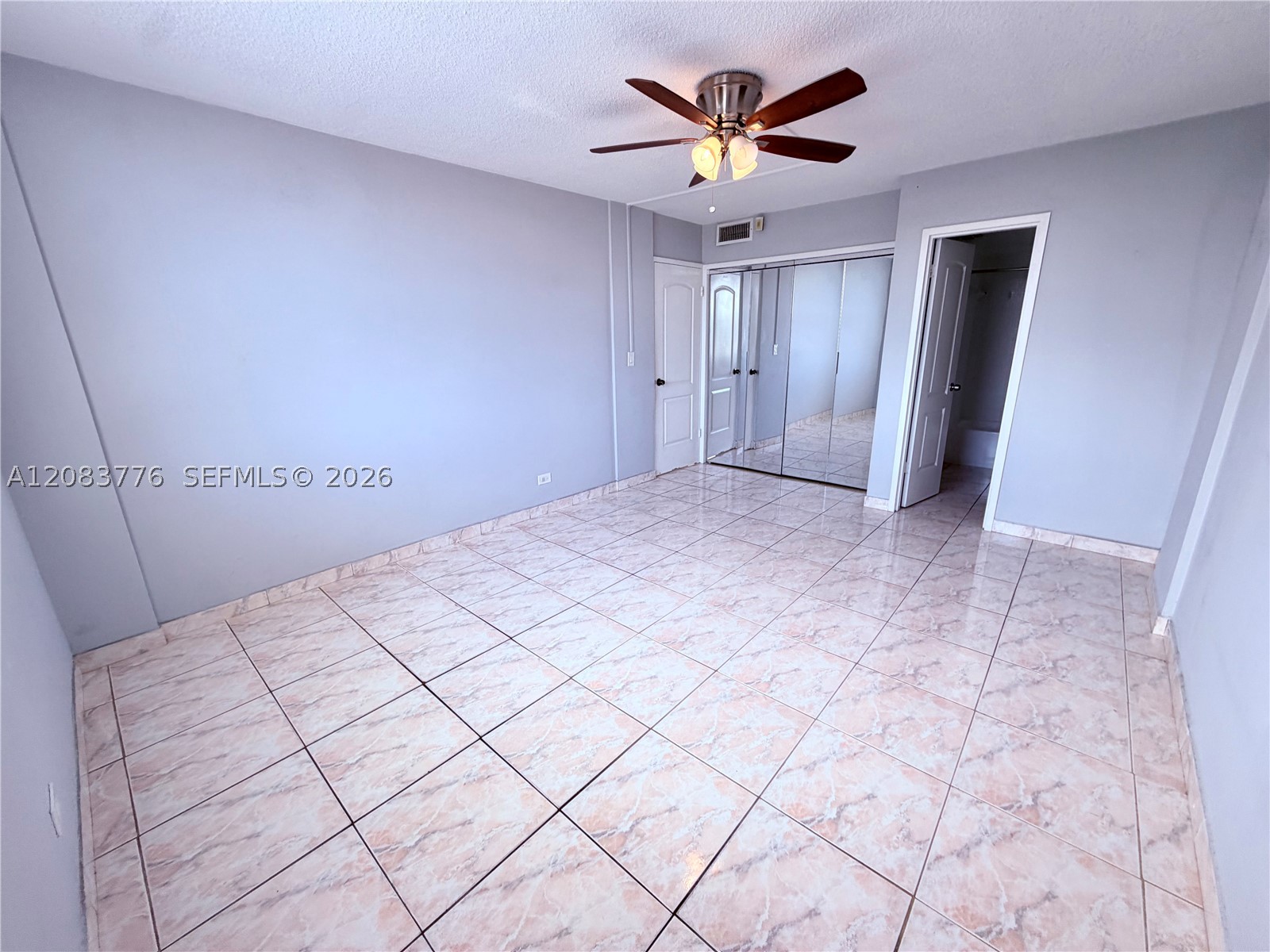 3660 NE 166th St #615, North Miami Beach FL 33160