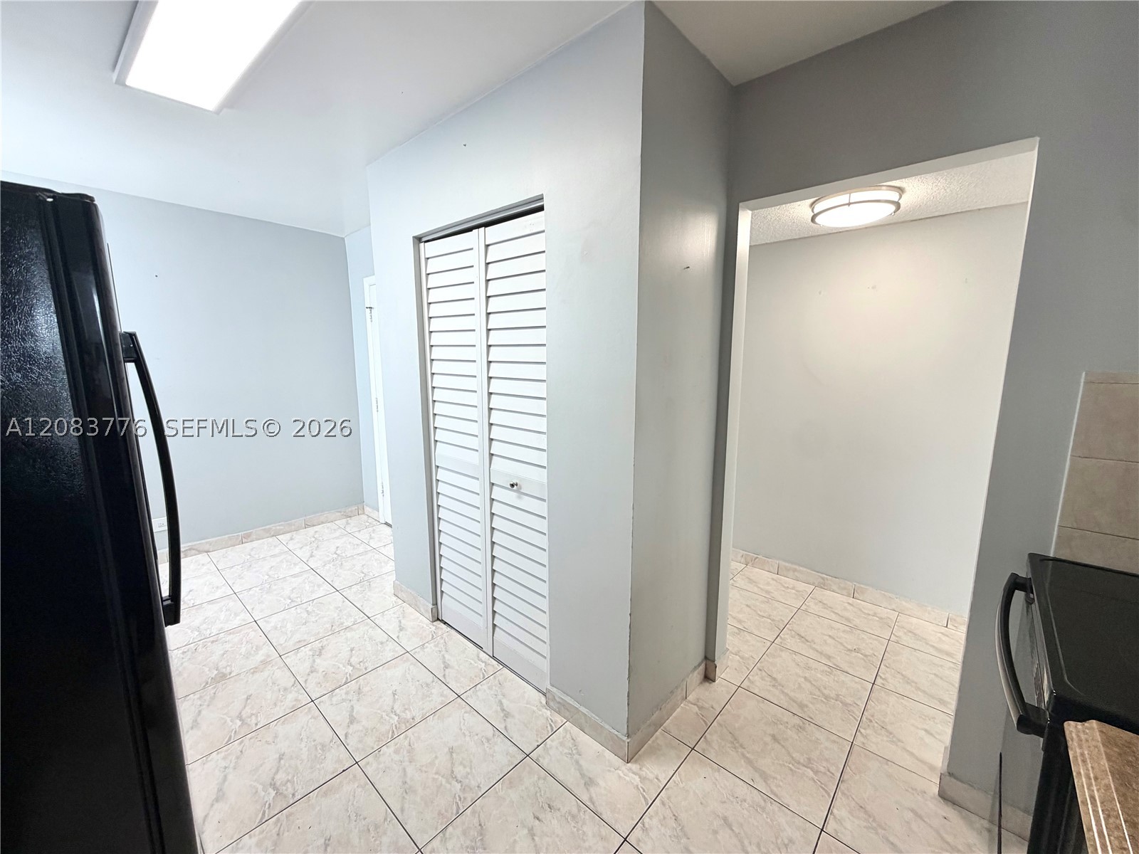 3660 NE 166th St #615, North Miami Beach FL 33160