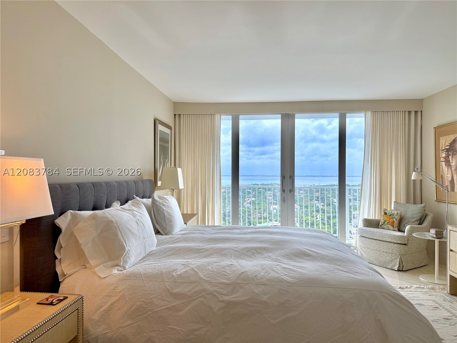 881 Ocean Dr #25E, Key Biscayne FL 33149