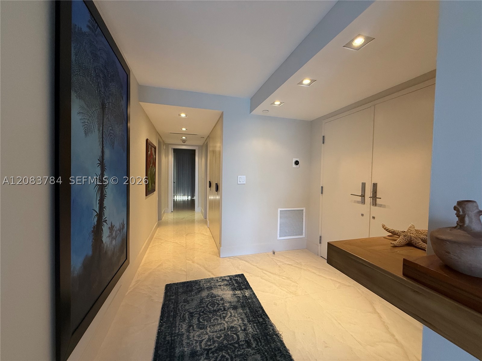 881 Ocean Dr #25E, Key Biscayne FL 33149