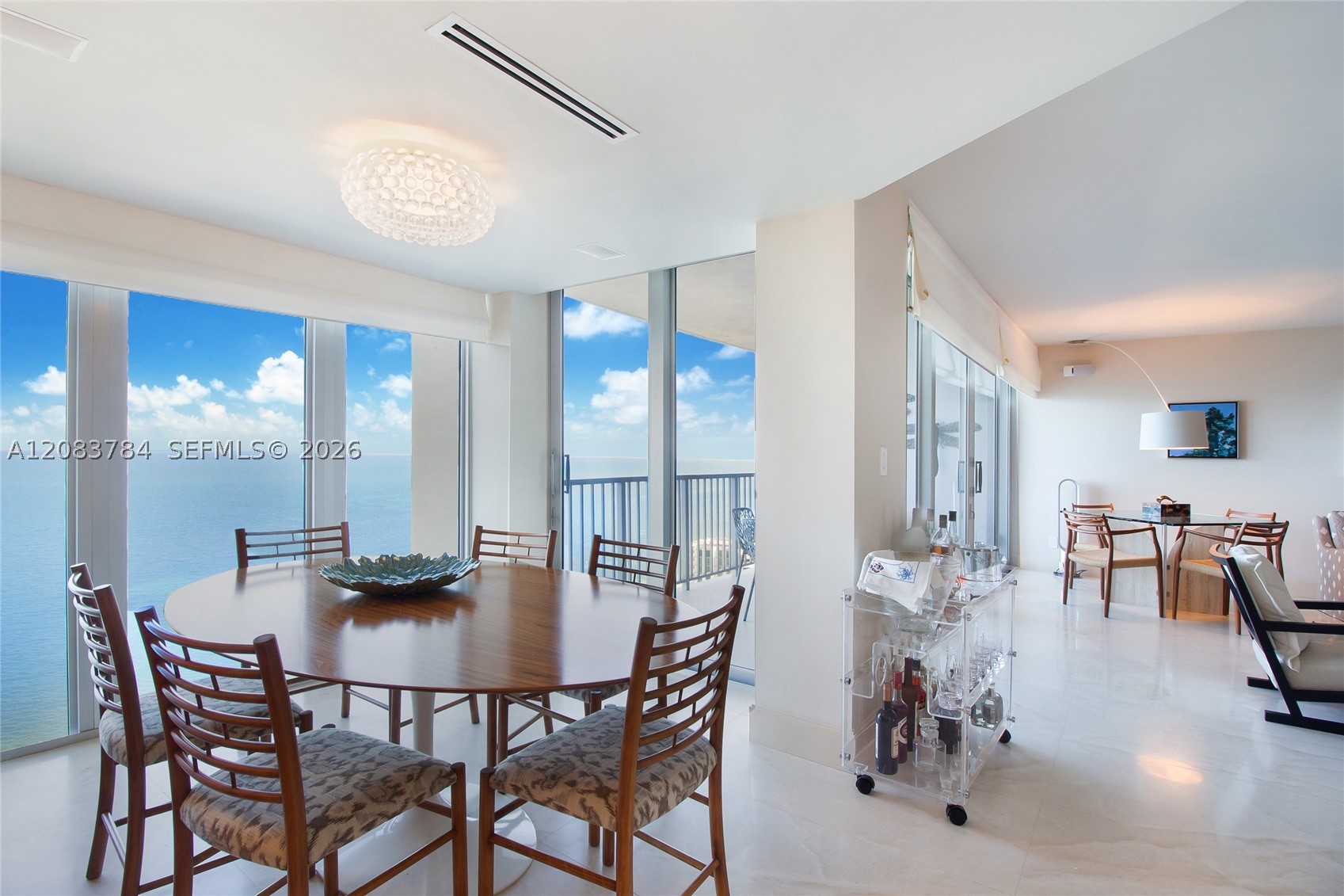 881 Ocean Dr #25E, Key Biscayne FL 33149