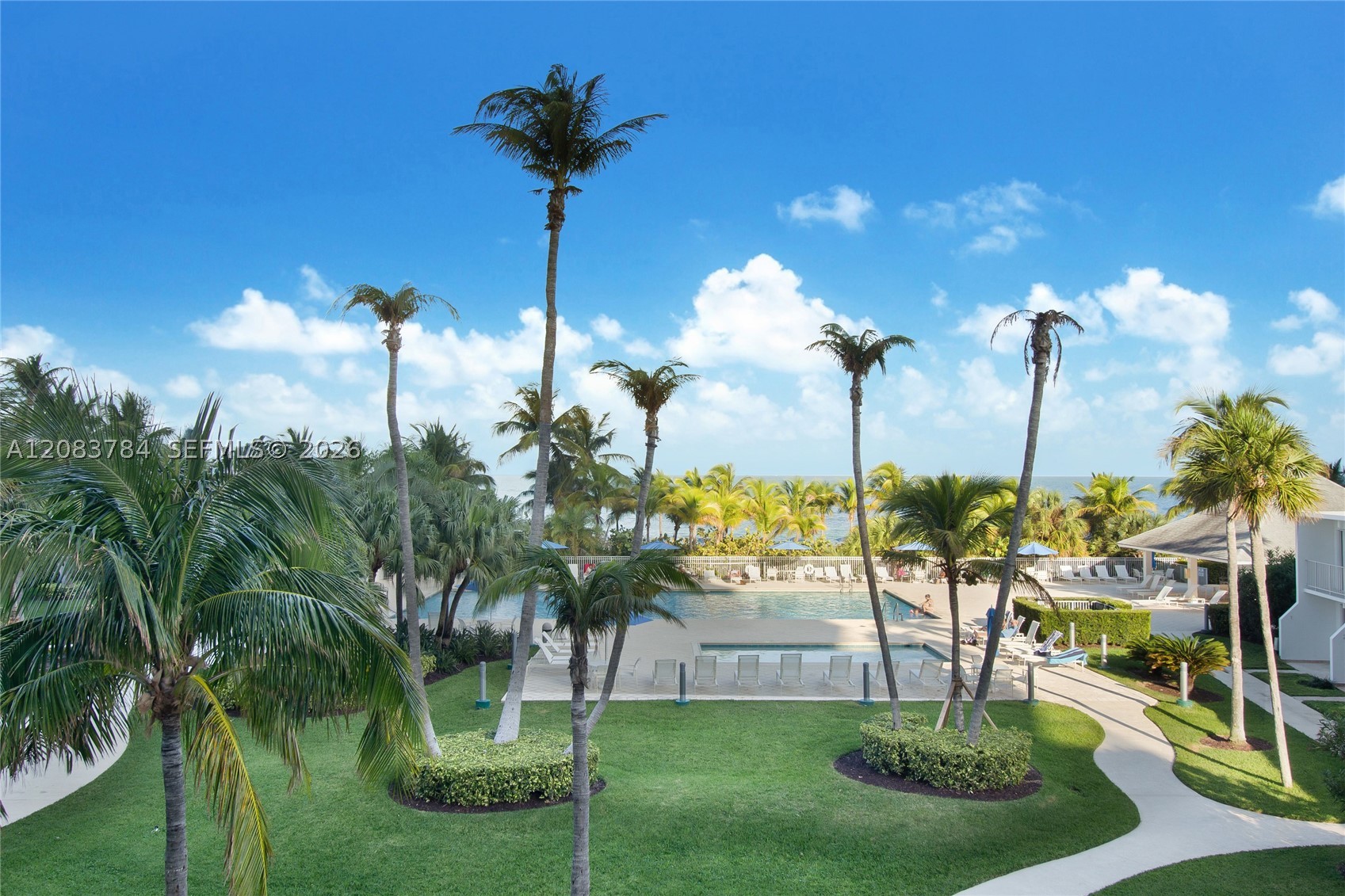 881 Ocean Dr #25E, Key Biscayne FL 33149