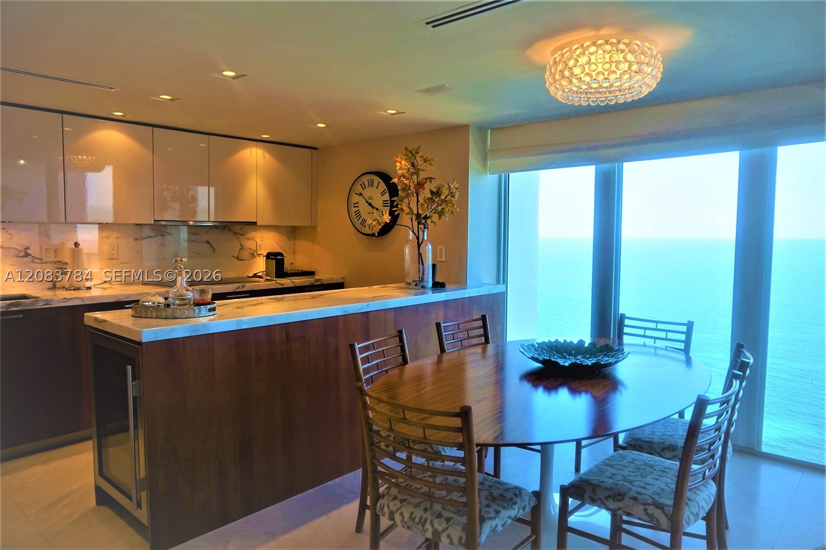 881 Ocean Dr #25E, Key Biscayne FL 33149