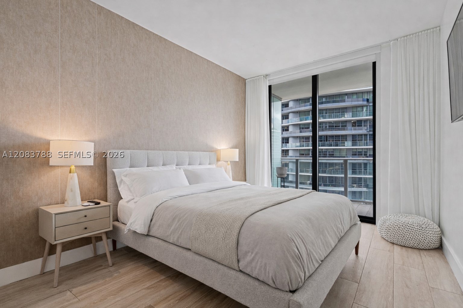 1010 Brickell Ave #4009, Miami FL 33131