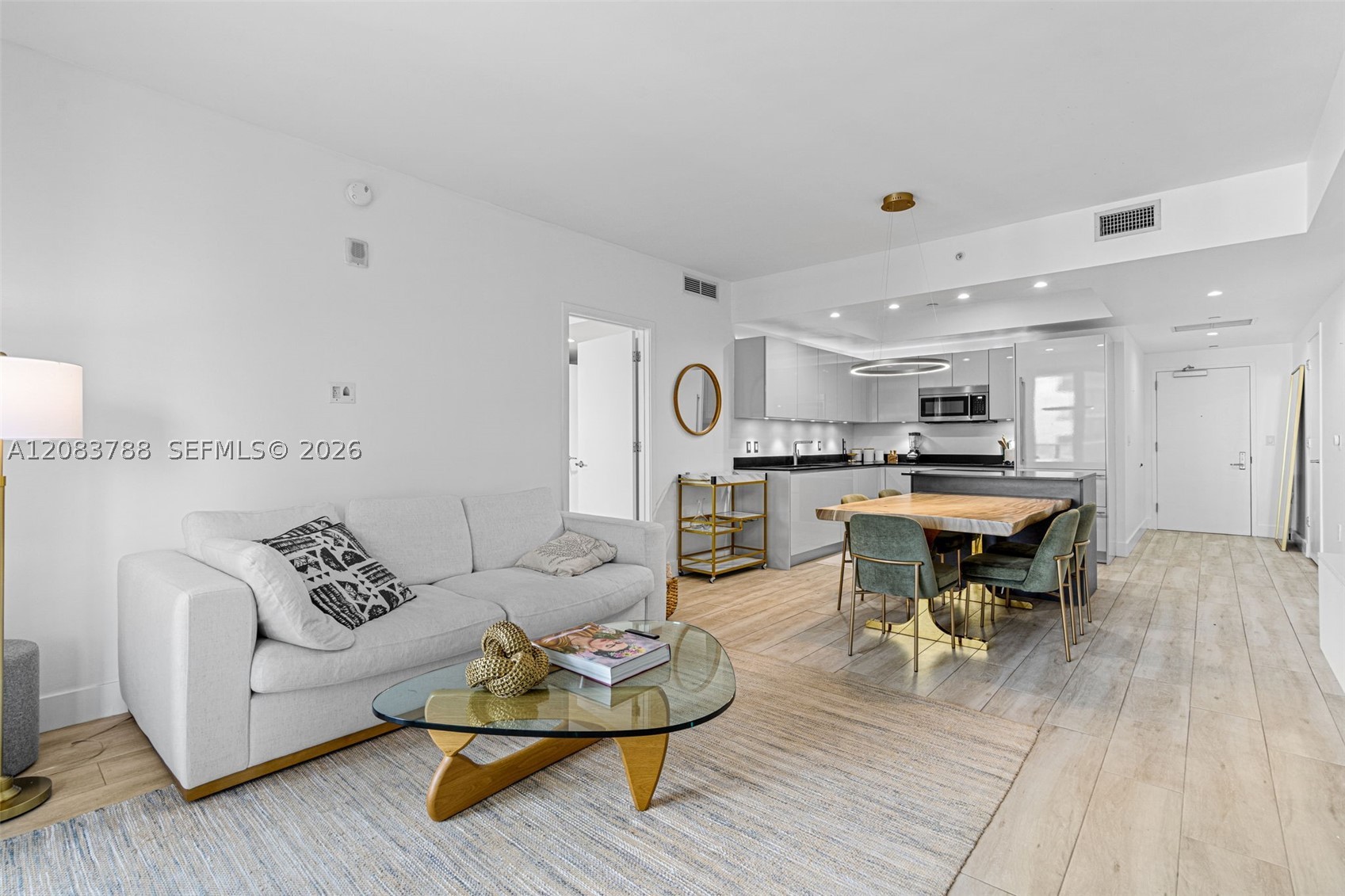 1010 Brickell Ave #4009, Miami FL 33131