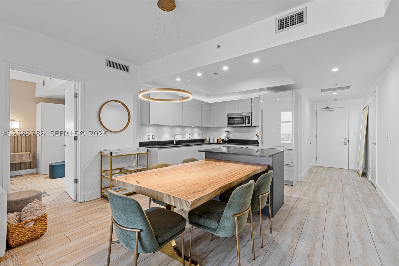 1010 Brickell Ave #4009, Miami FL 33131