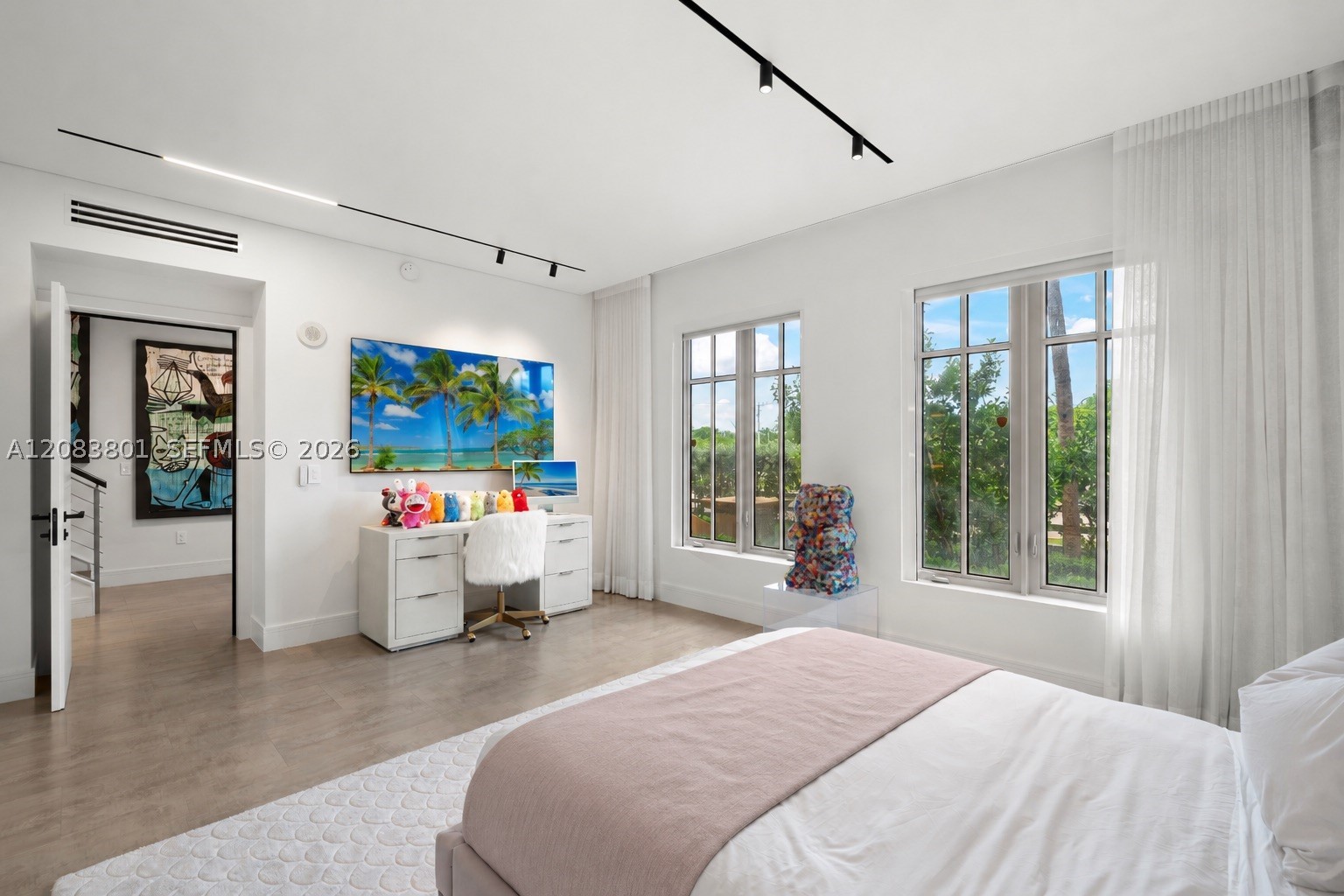 3501 N Ocean Dr #V5, Hollywood FL 33019