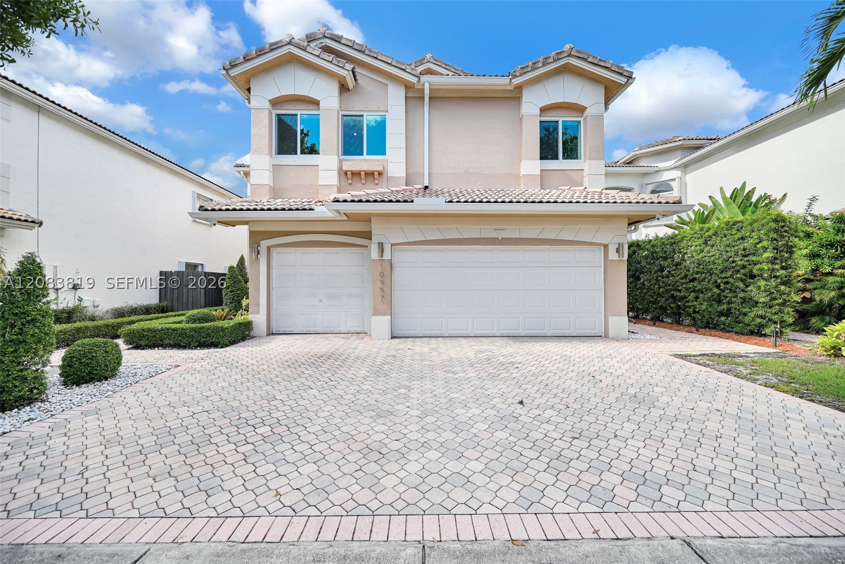 10957 NW 73rd Ter, Doral FL 33178