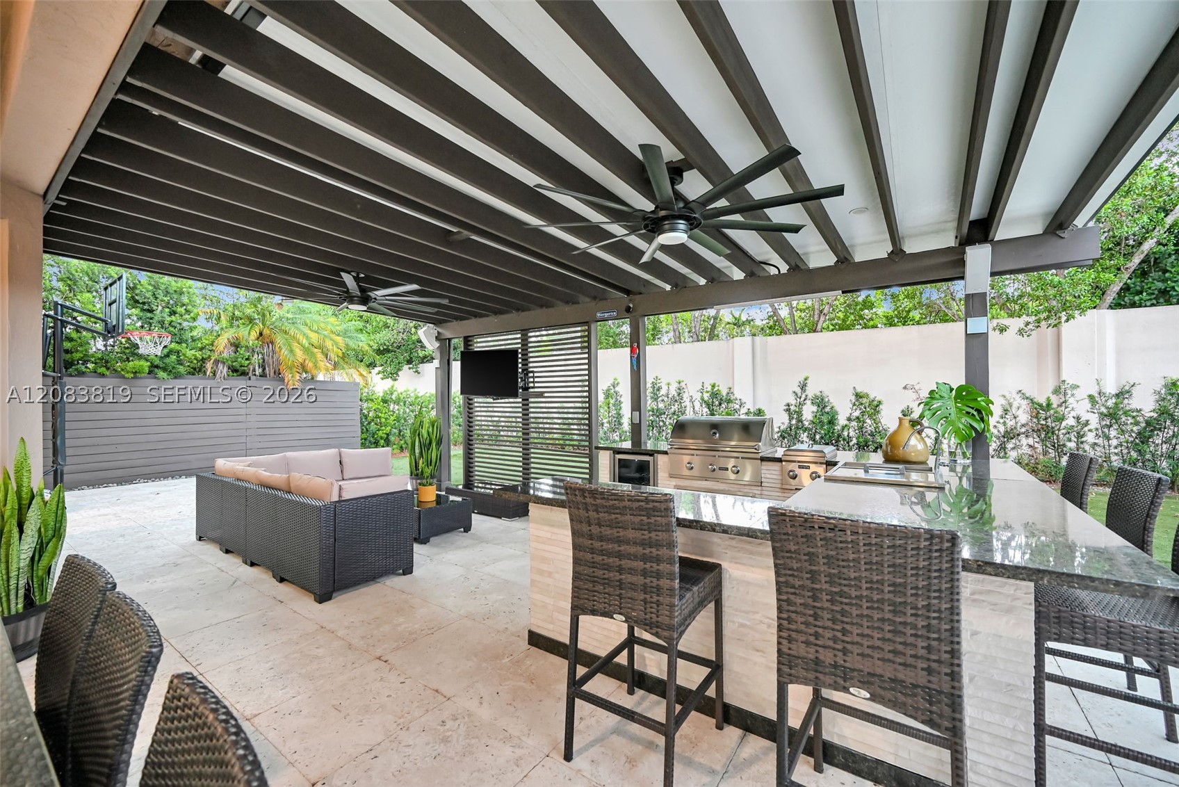 10957 NW 73rd Ter, Doral FL 33178
