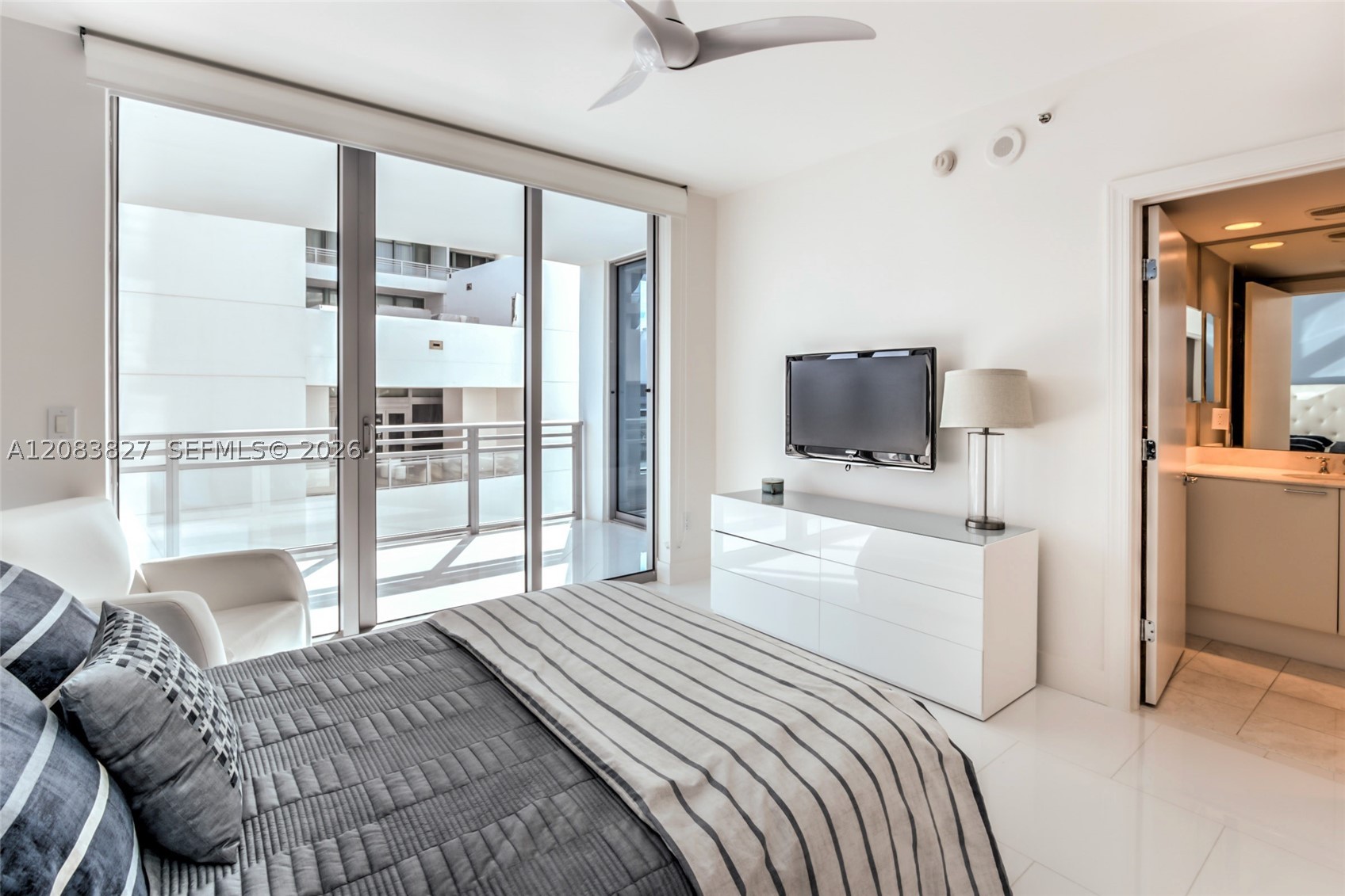 3535 S OCEAN DR #705, Hollywood FL 33019