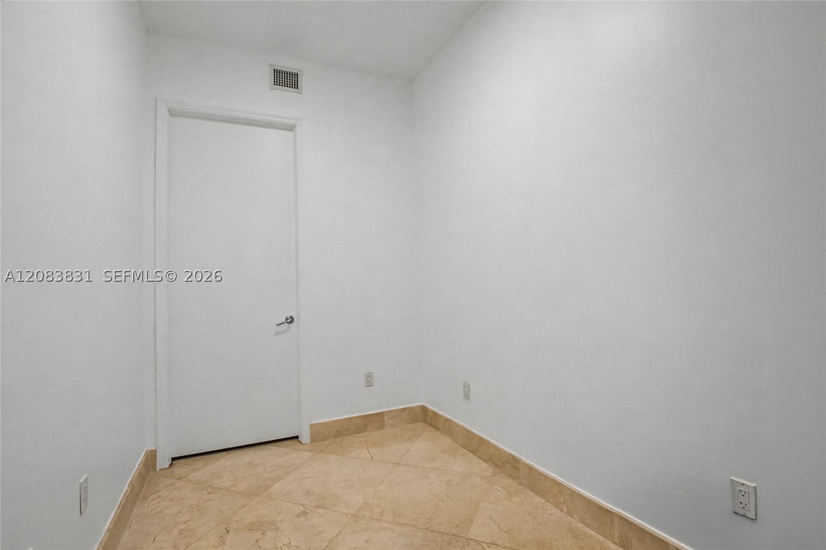 5959 Collins Ave #1503, Miami Beach FL 33140