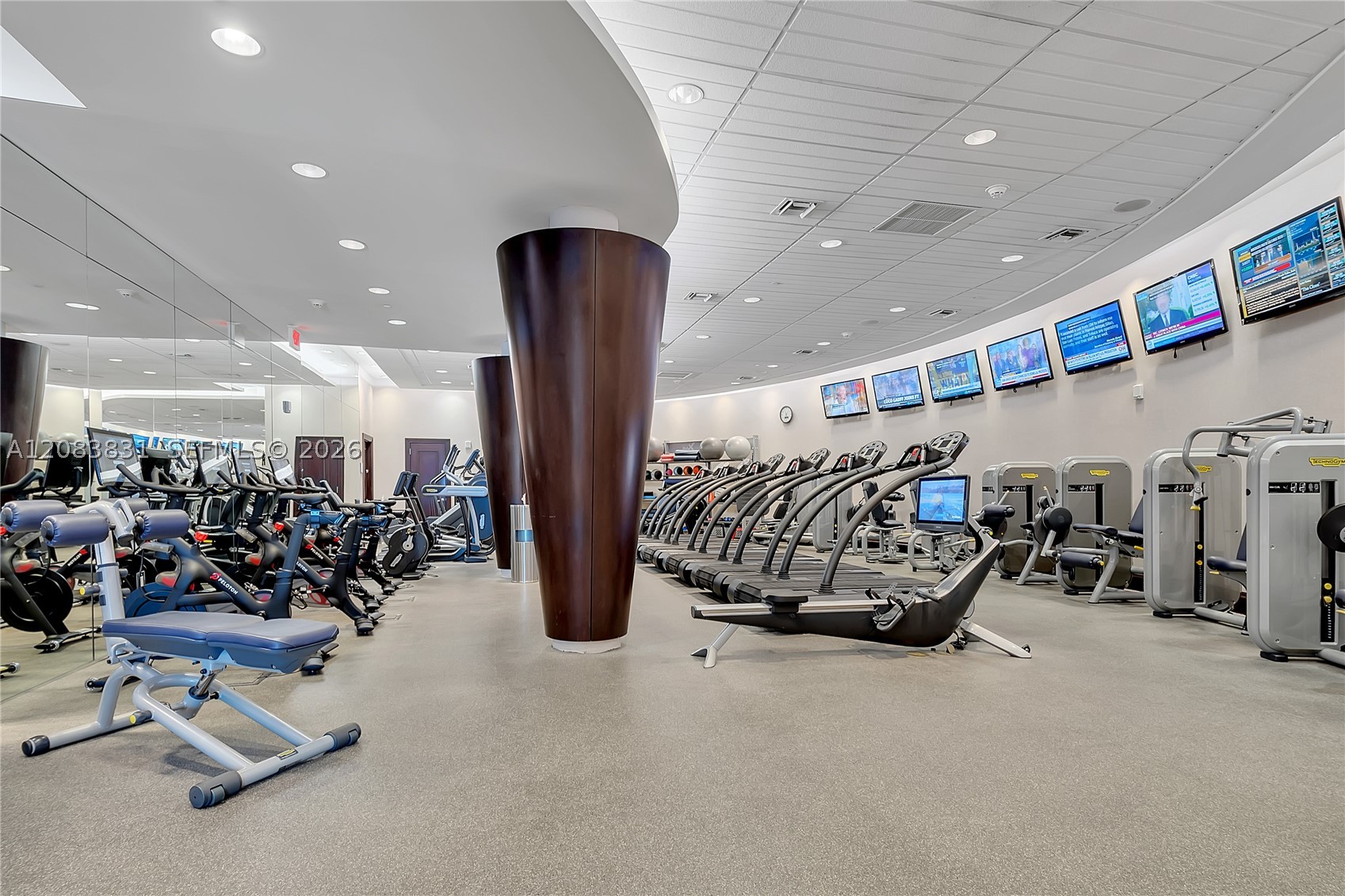 5959 Collins Ave #1503, Miami Beach FL 33140