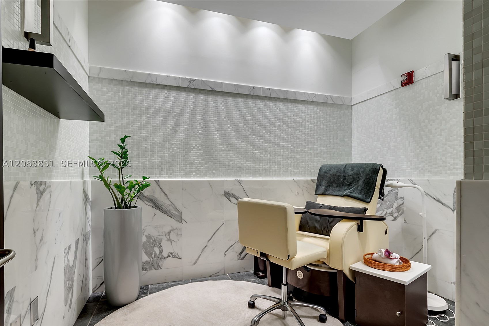 5959 Collins Ave #1503, Miami Beach FL 33140