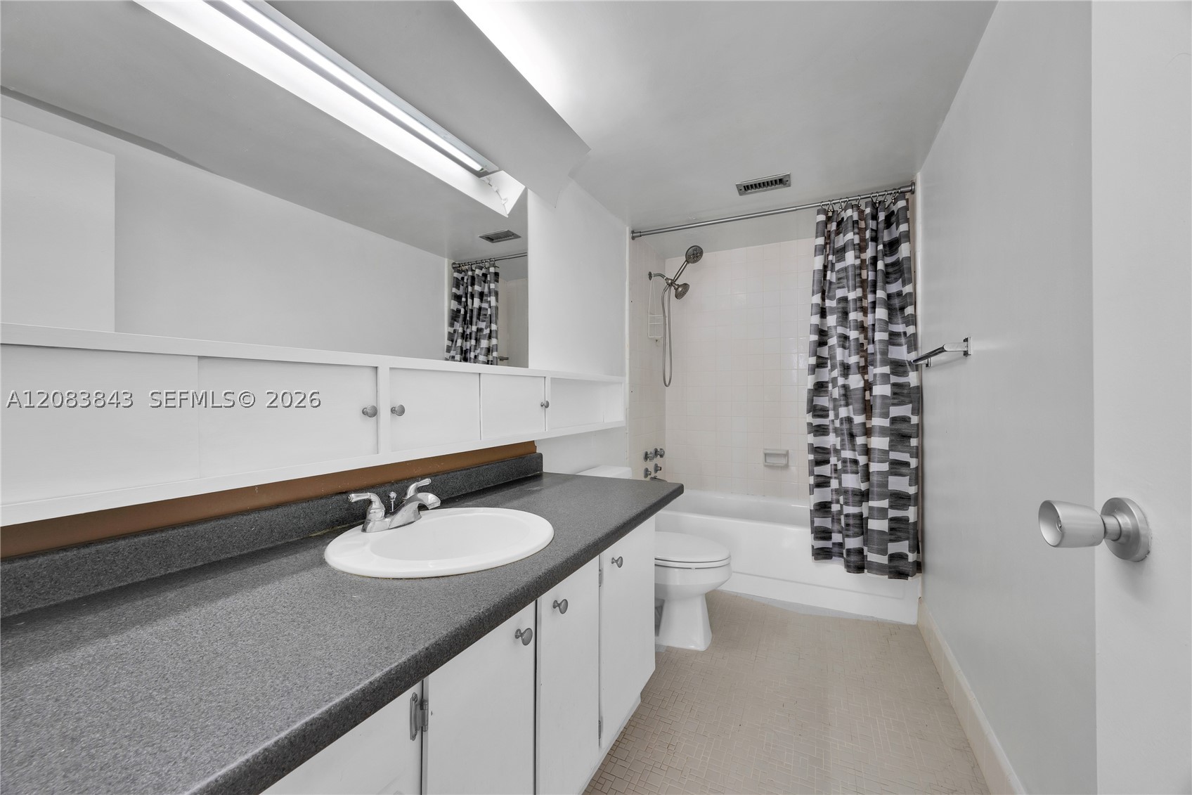 900 Bay Dr #601, Miami Beach FL 33141