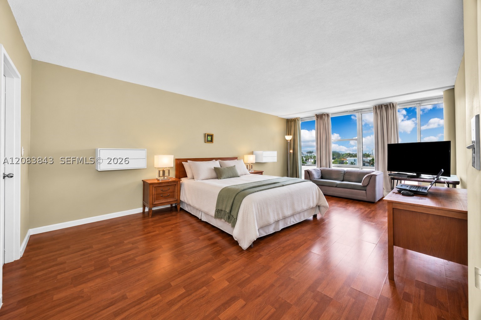 900 Bay Dr #601, Miami Beach FL 33141