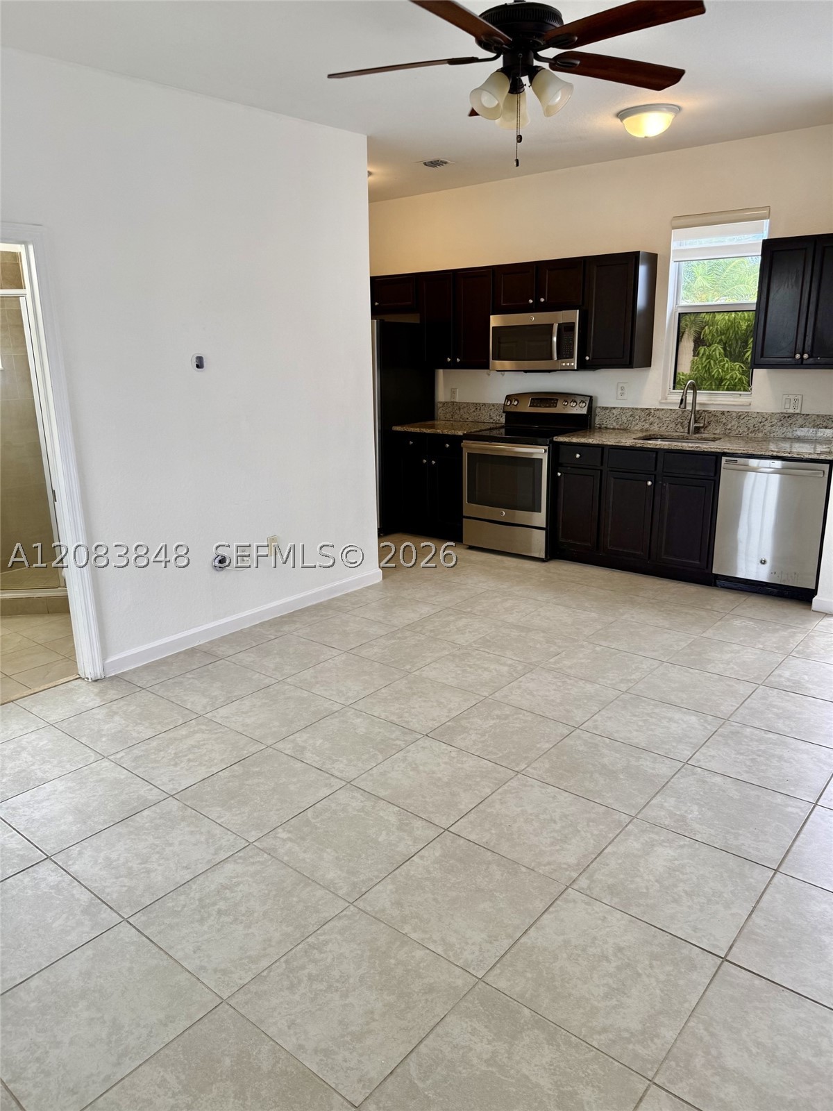 17081 SW 94th Way, Miami FL 33196