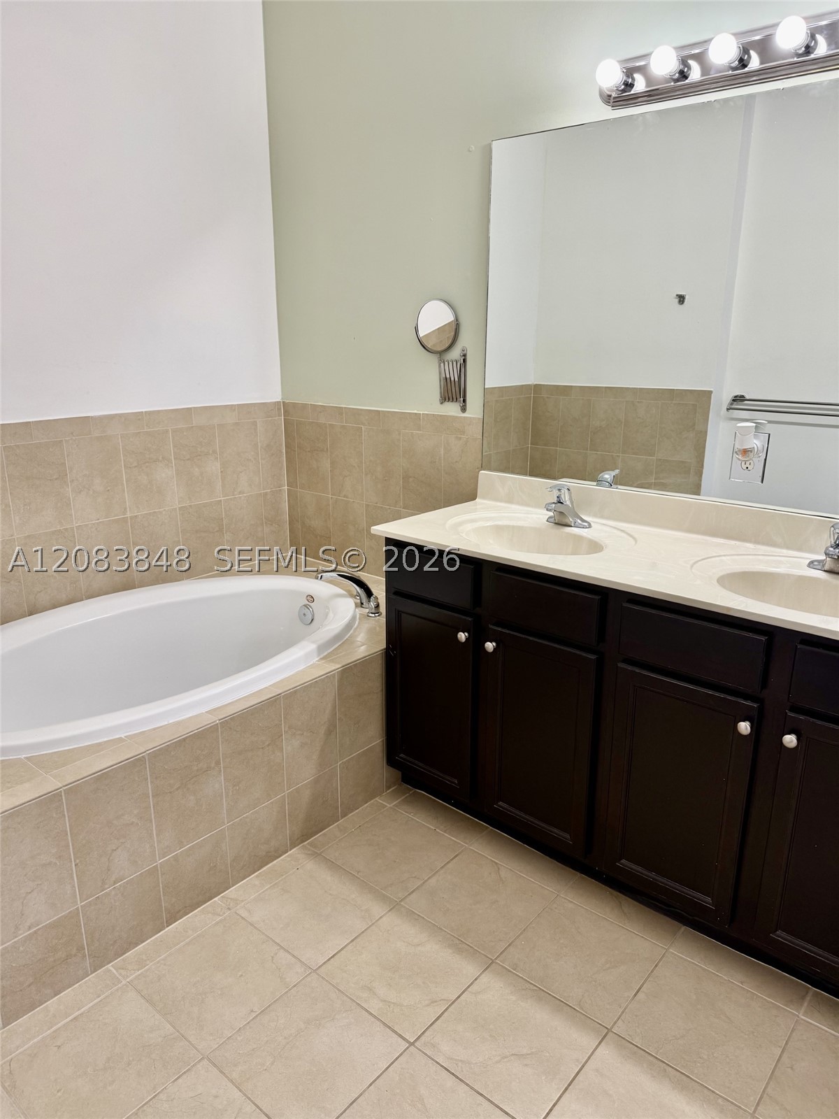 17081 SW 94th Way, Miami FL 33196