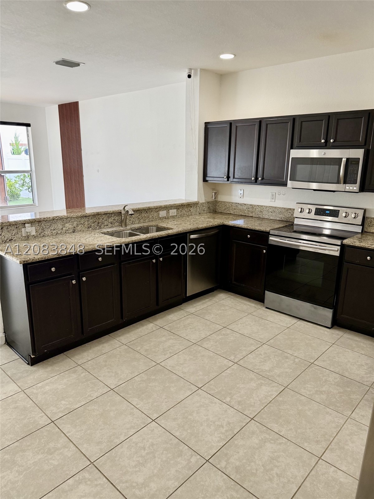 17081 SW 94th Way, Miami FL 33196