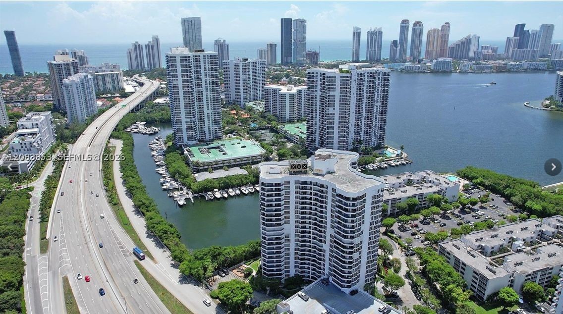 3400 NE 192nd St #PH7, Aventura FL 33180