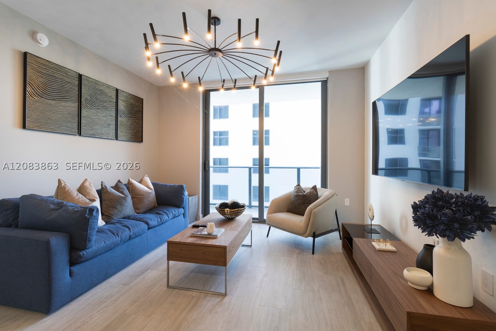 55 SW 9th St #3010, Miami FL 33130