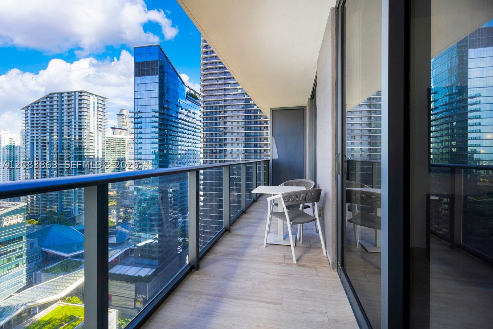 55 SW 9th St #3010, Miami FL 33130