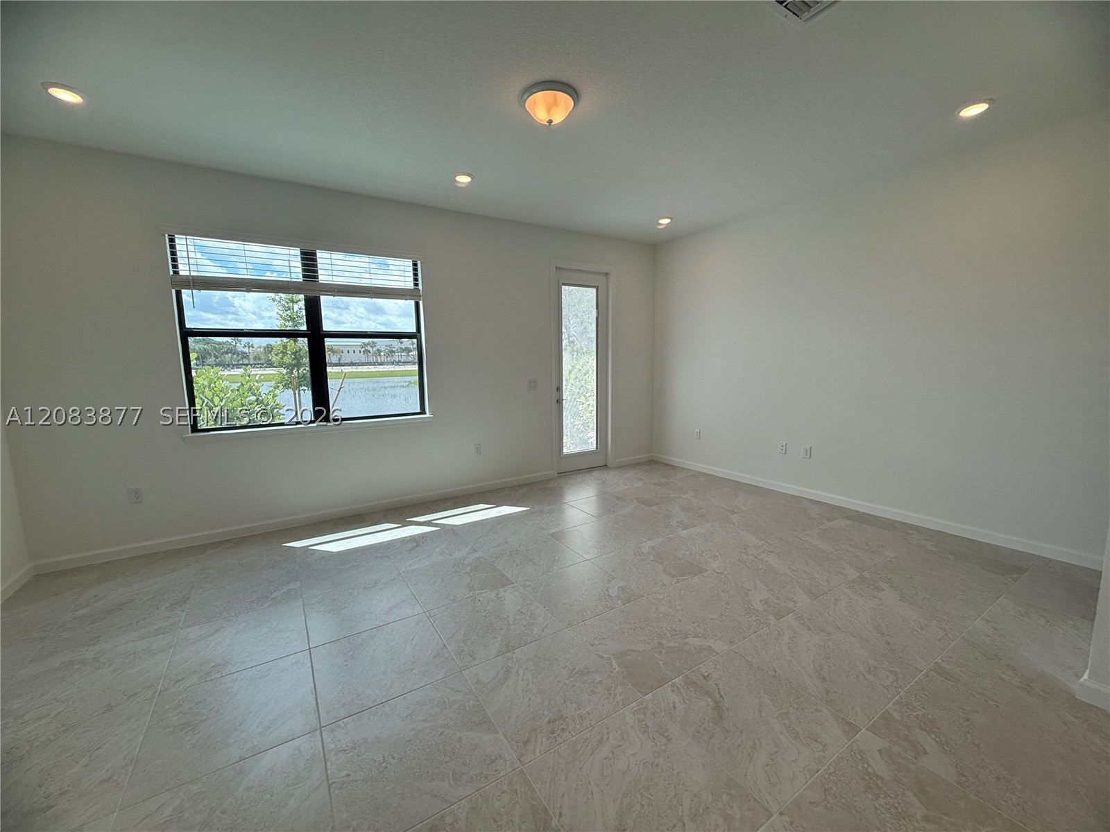 4280 Efendi Drive, Lantana FL 33462